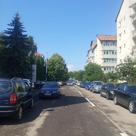 Апартаменты Parc Side Apartament Бистрица Экстерьер фото