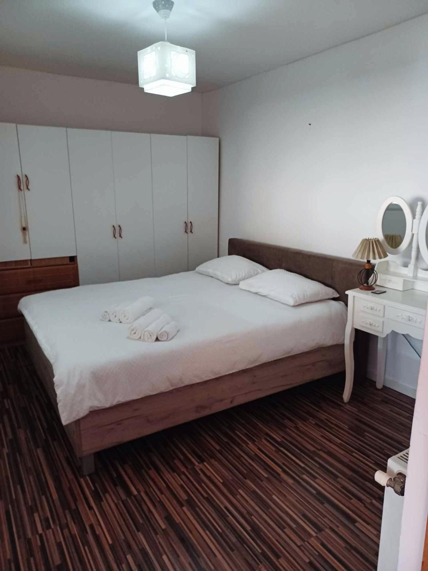 Апартаменты Parc Side Apartament Бистрица Экстерьер фото